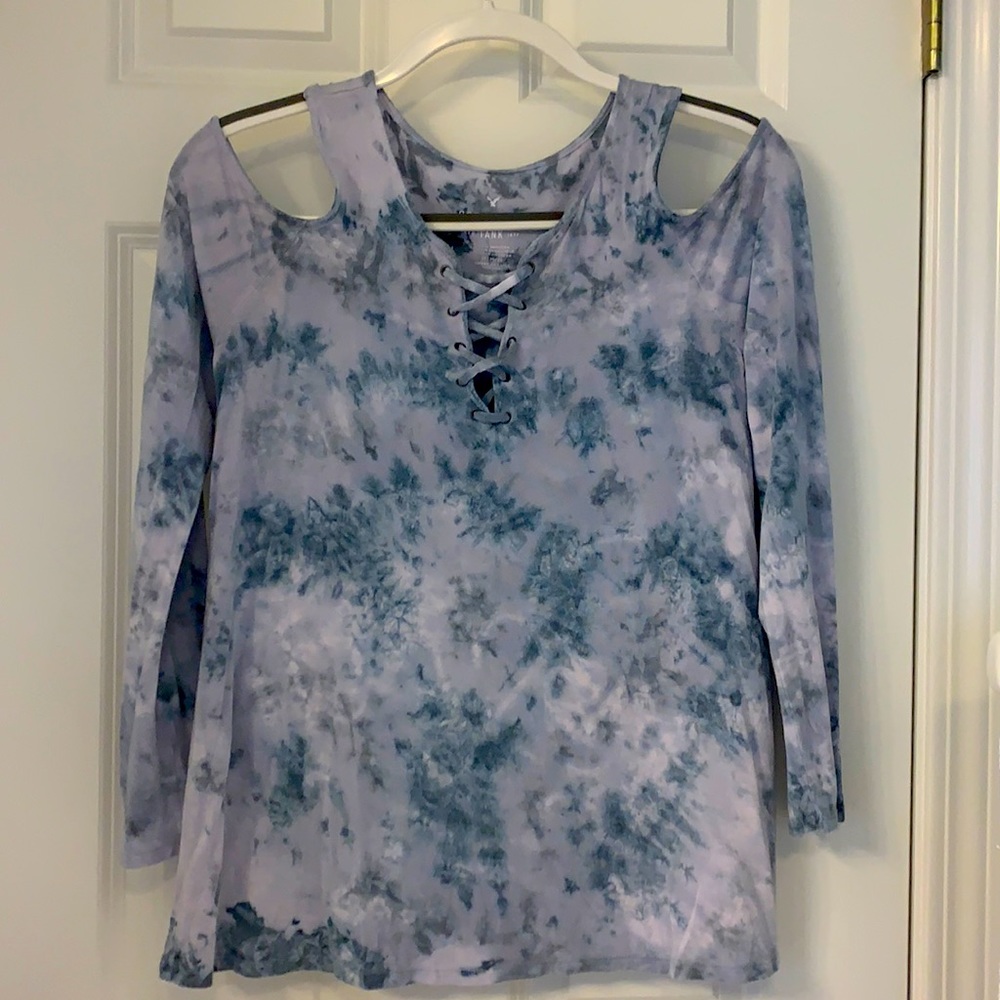 shoulder peek shirt
